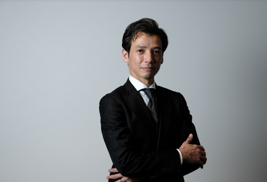 岩井亮